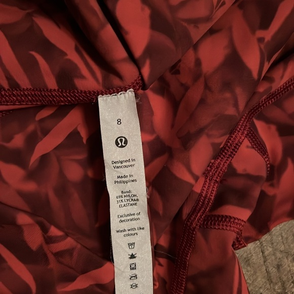 Lululemon Wunder Under HR leggings! - Picture 4 of 5